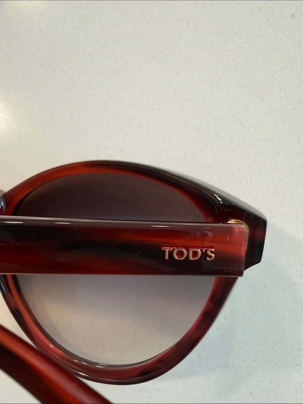 TOD'S Red Cat-Eye Sunglasses with Gradient Lenses